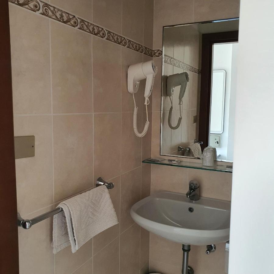Hotel Tre Assi Rimini Dış mekan fotoğraf