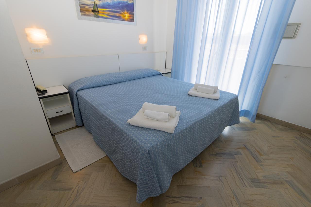 Hotel Tre Assi Rimini Dış mekan fotoğraf